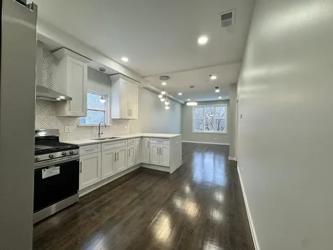 4904 West 31st Street Cicero IL 60804