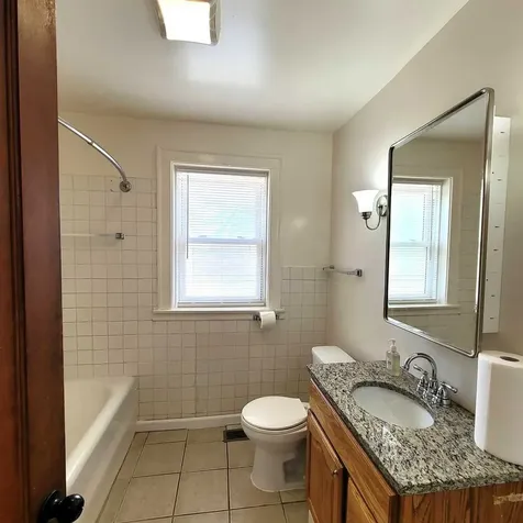1143 East 81st Place Chicago IL 60619