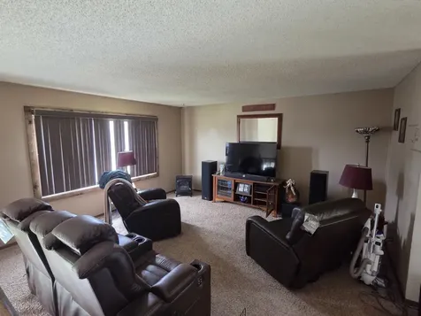 2203 20TH Avenue Sterling IL 61081