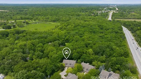 1028 Crestwood Circle St. Charles IL 60175