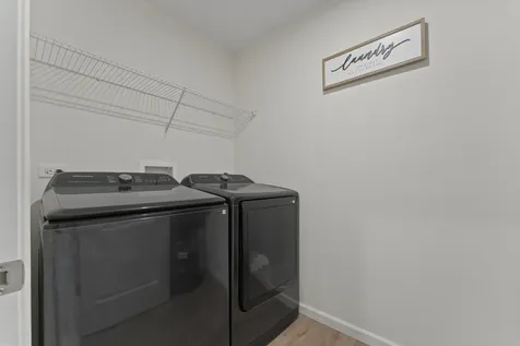 1017 Kessler Drive Mundelein IL 60060