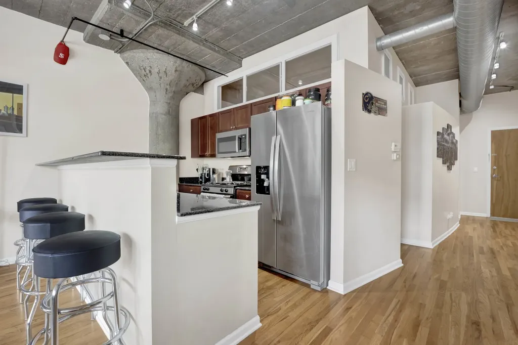 1000 West 15th Street Chicago IL 60608