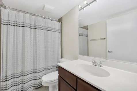1000 West 15th Street Chicago IL 60608