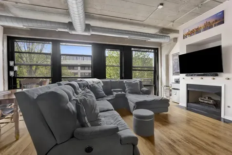 1000 West 15th Street Chicago IL 60608