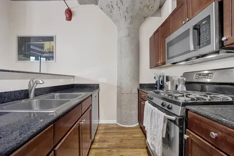 1000 West 15th Street Chicago IL 60608