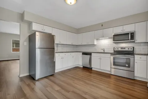 38 South Waiola Avenue La Grange IL 60525