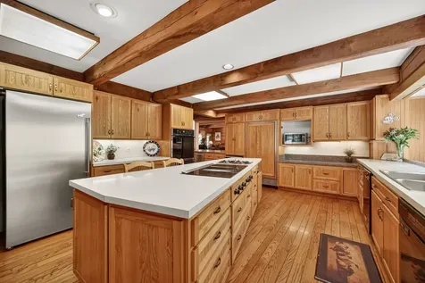 27250 North Meadowoods Lane Mettawa IL 60048