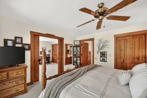 27250 North Meadowoods Lane Mettawa IL 60048