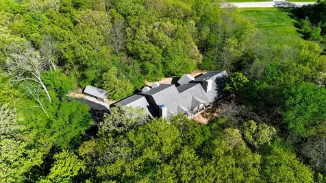 27250 North Meadowoods Lane Mettawa IL 60048