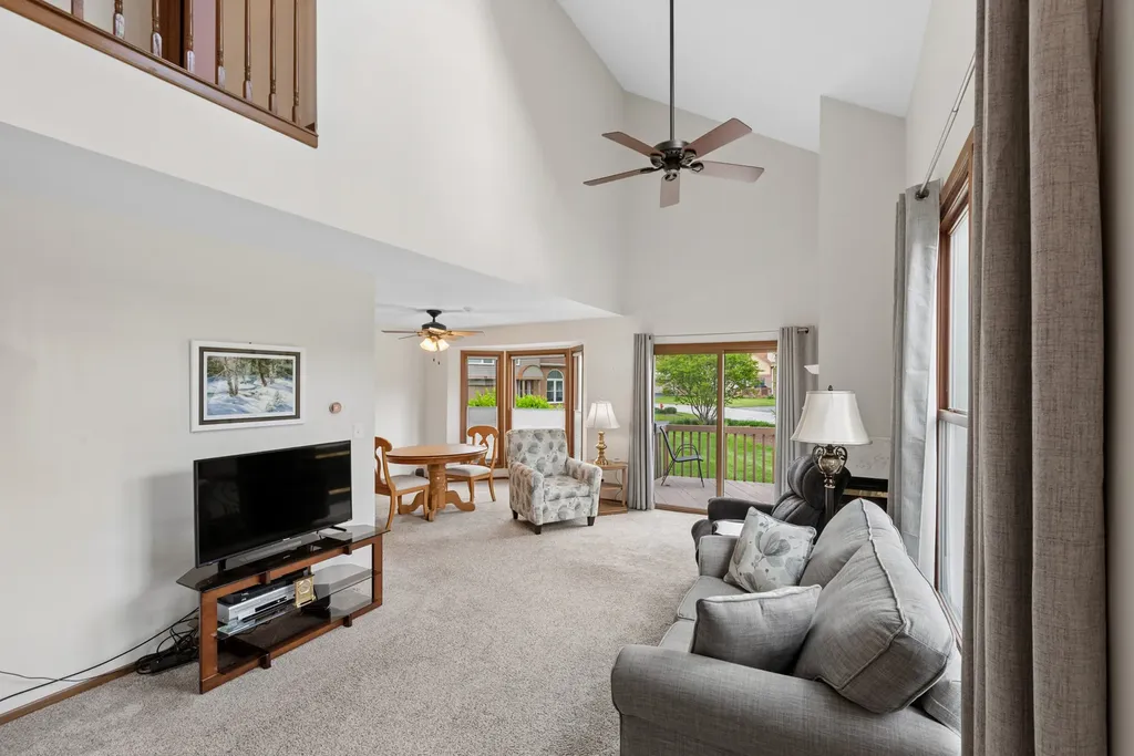 1505 Barrymore Drive Darien IL 60561