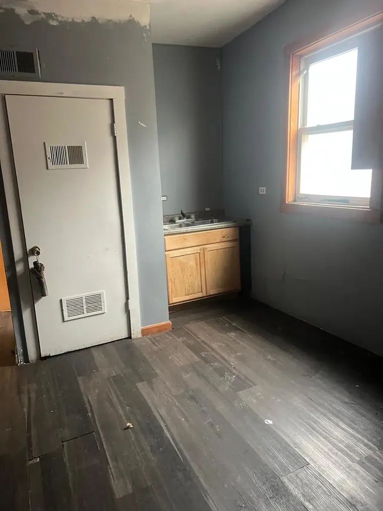 5338 South Wood Street Chicago IL 60609