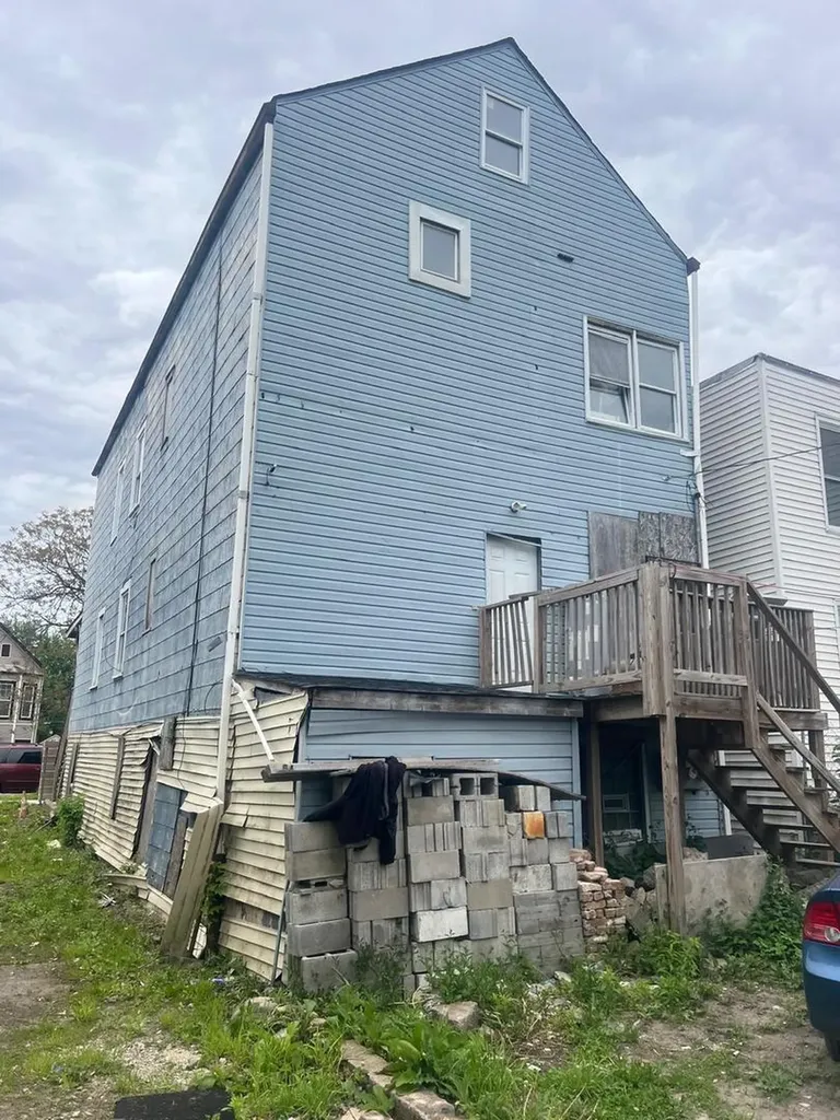5338 South Wood Street Chicago IL 60609