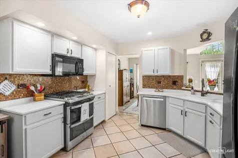 0N682 Chelsea Circle Winfield IL 60190