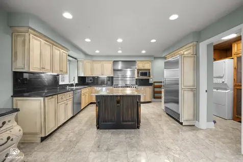 17649 South Richmond Road Plainfield IL 60586