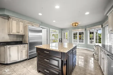 17649 South Richmond Road Plainfield IL 60586