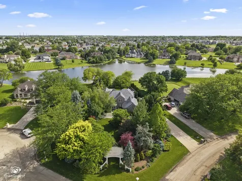 17649 South Richmond Road Plainfield IL 60586