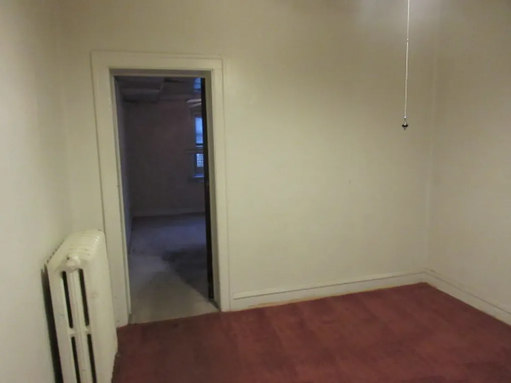 8347 South Green Street Chicago IL 60620