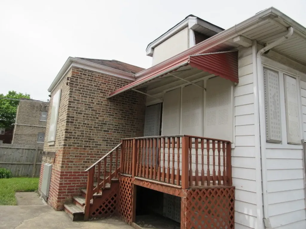8347 South Green Street Chicago IL 60620