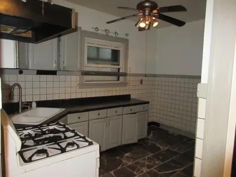 8347 South Green Street Chicago IL 60620