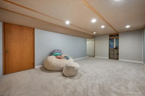 658 Wainsford Drive Hoffman Estates IL 60169