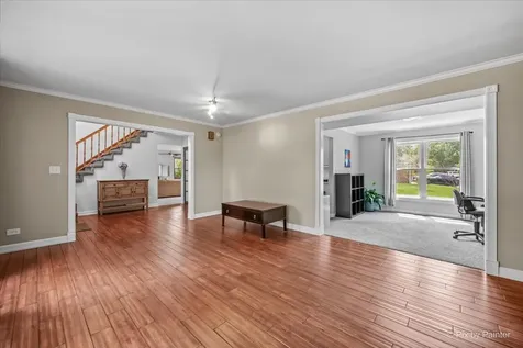 658 Wainsford Drive Hoffman Estates IL 60169