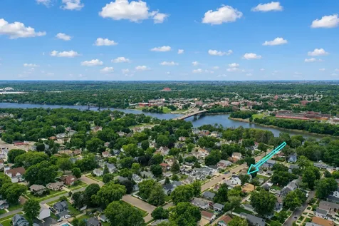 414 2ND Avenue Ottawa IL 61350