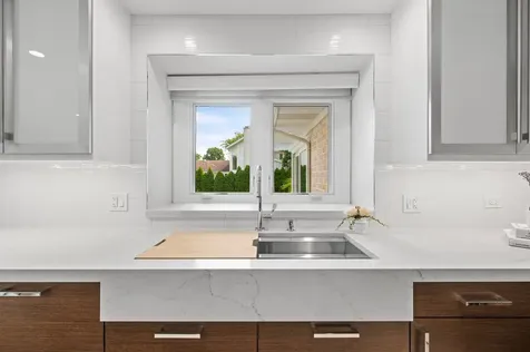 3631 Indian Wells Lane Northbrook IL 60062