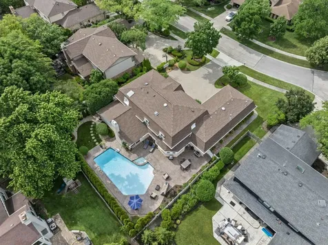3631 Indian Wells Lane Northbrook IL 60062