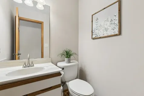 1424 Westport Ridge Crystal Lake IL 60014