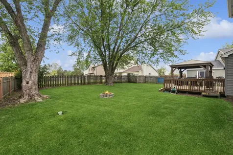 1424 Westport Ridge Crystal Lake IL 60014