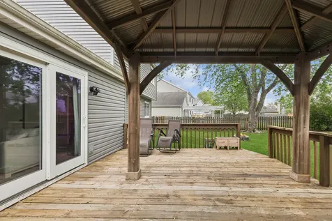 1424 Westport Ridge Crystal Lake IL 60014