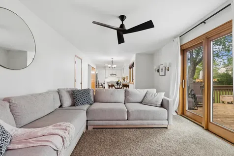 1424 Westport Ridge Crystal Lake IL 60014
