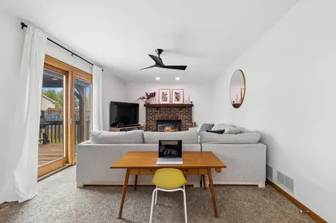 1424 Westport Ridge Crystal Lake IL 60014