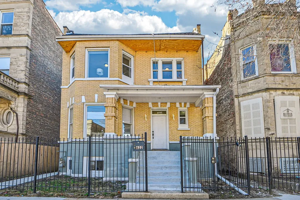 1622 South Central Park Avenue Chicago IL 60623