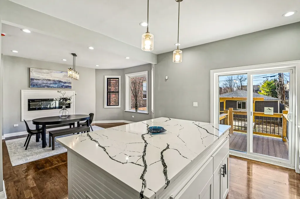 1622 South Central Park Avenue Chicago IL 60623