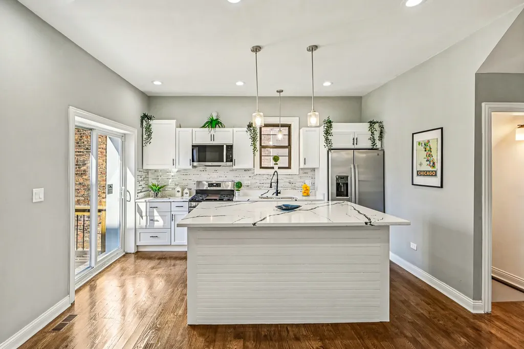 1622 South Central Park Avenue Chicago IL 60623