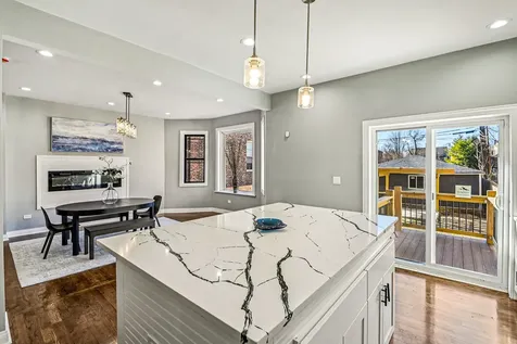 1622 South Central Park Avenue Chicago IL 60623