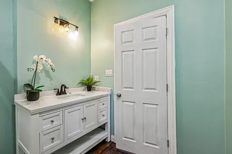 1622 South Central Park Avenue Chicago IL 60623