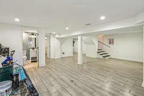 1622 South Central Park Avenue Chicago IL 60623
