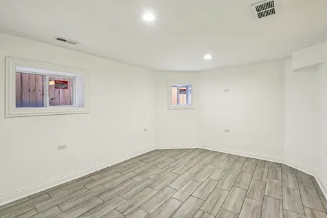 1622 South Central Park Avenue Chicago IL 60623