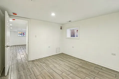 1622 South Central Park Avenue Chicago IL 60623