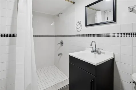 4450 North Kasson Avenue Chicago IL 60630