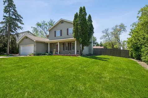 2142 North Summit Street Wheaton IL 60187