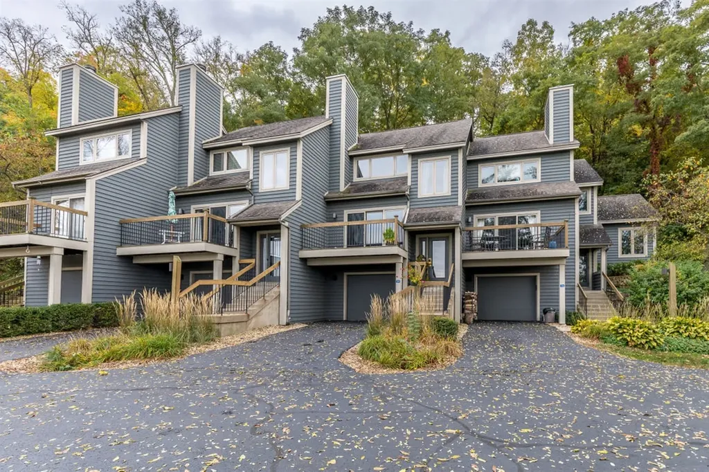 315 Territory Drive Galena IL 61036