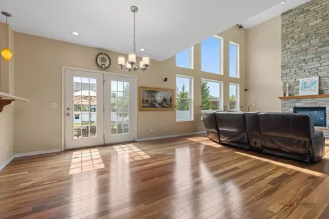 1198 Tulip Tree Lane Lake Villa IL 60046