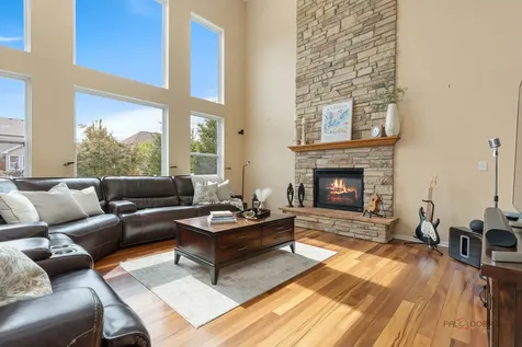 1198 Tulip Tree Lane Lake Villa IL 60046