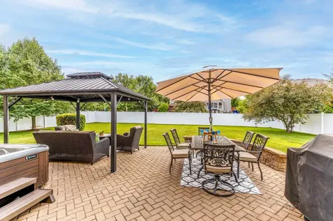 1198 Tulip Tree Lane Lake Villa IL 60046