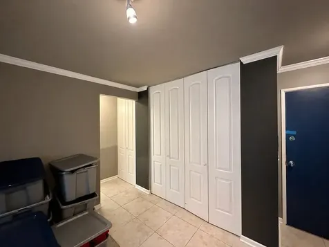 2431 East Brandenberry Court Arlington Heights IL 60004