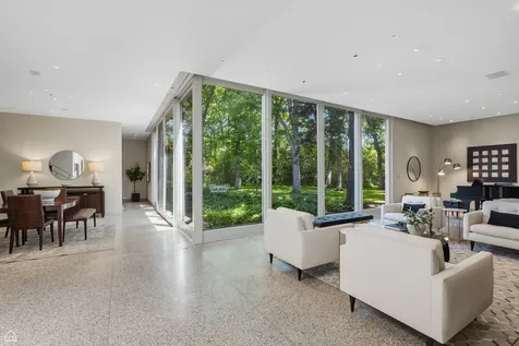 1540 Grant Road Northbrook IL 60062