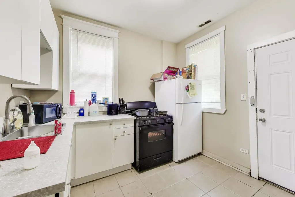 3046 West Polk Street Chicago IL 60612